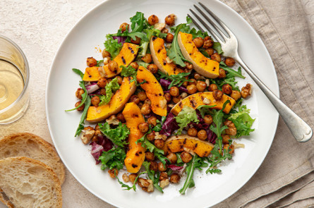 Salade de pois chiches et de courge épicés